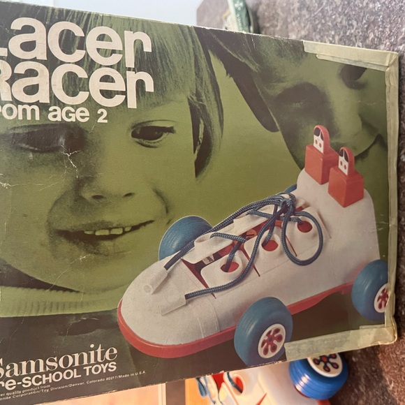 Vintage LACER RACER a shoe car to learn shoe tying Including Box - Picture 4 of 5